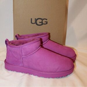UGG Women's Pink Slippers